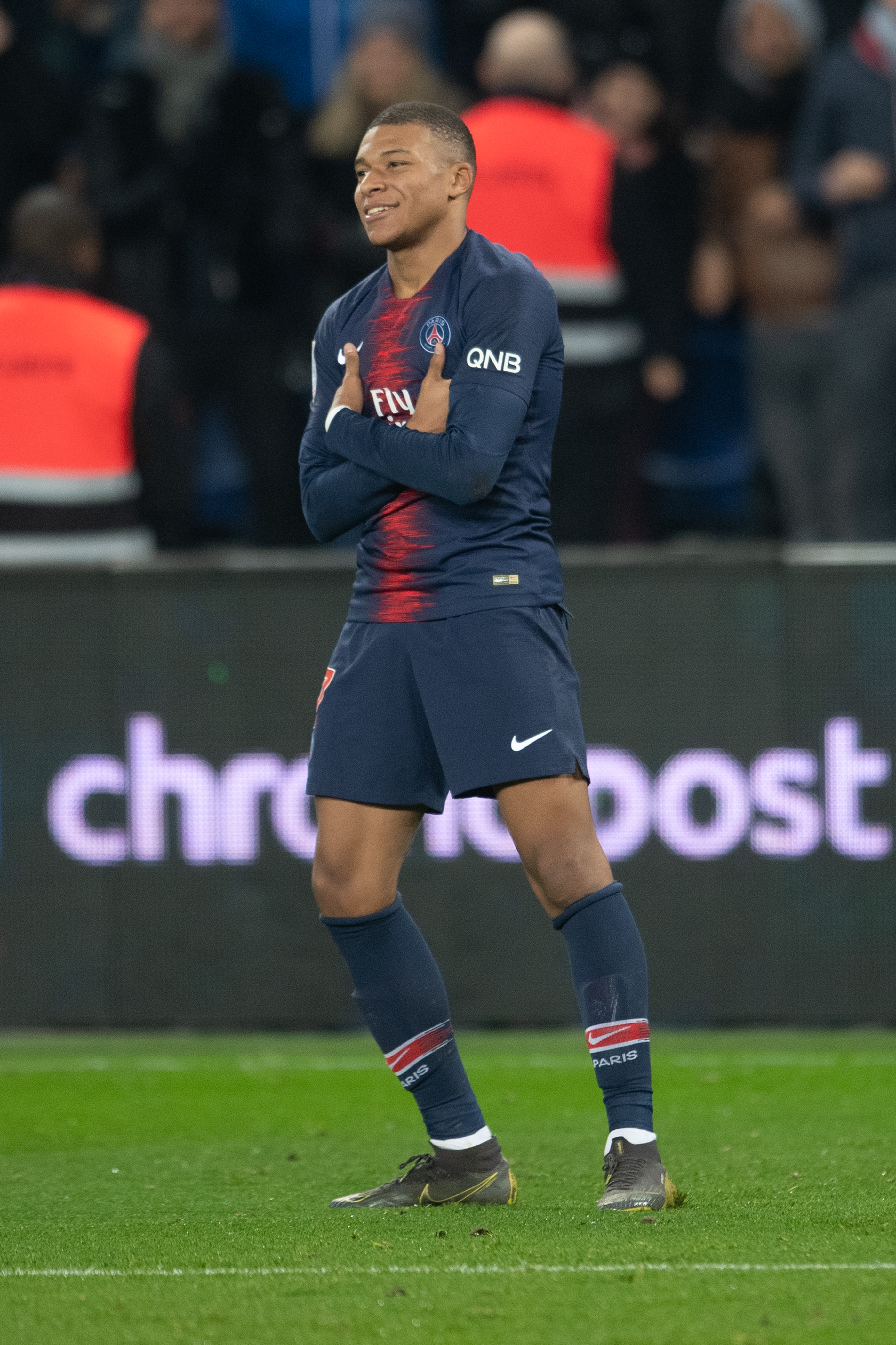 皇马官方确认米利唐左腿股二头肌撕裂将缺阵4个月（皇马官宣：米利唐左腿股二头肌撕裂，预计休战4个月）