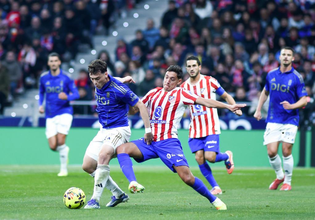 重穿球鞋，前皇马后卫科恩特朗准备参加国王联赛（前皇马后卫科恩特朗复出，将出战国王联赛）