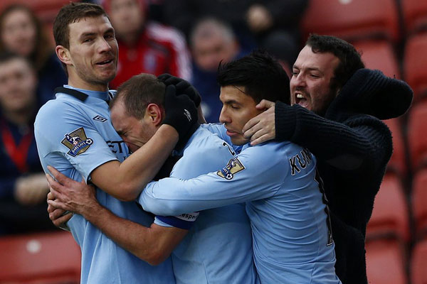 因伤缺席今年剩余比赛阵容：德布劳内、卡瓦哈尔、加维等在列（今年余下赛程伤停名单：德布劳内、卡瓦哈尔、加维等缺阵）