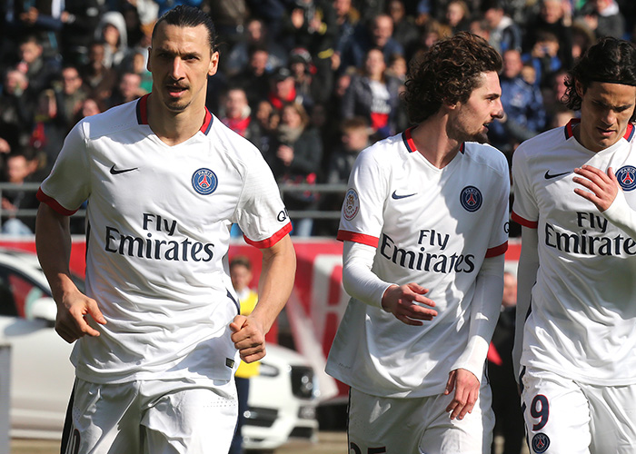 布伦特福德本赛季领先情况下丢13分，目前是英超最多的（布伦特福德本季在领先局面下丢掉13分，英超最多）