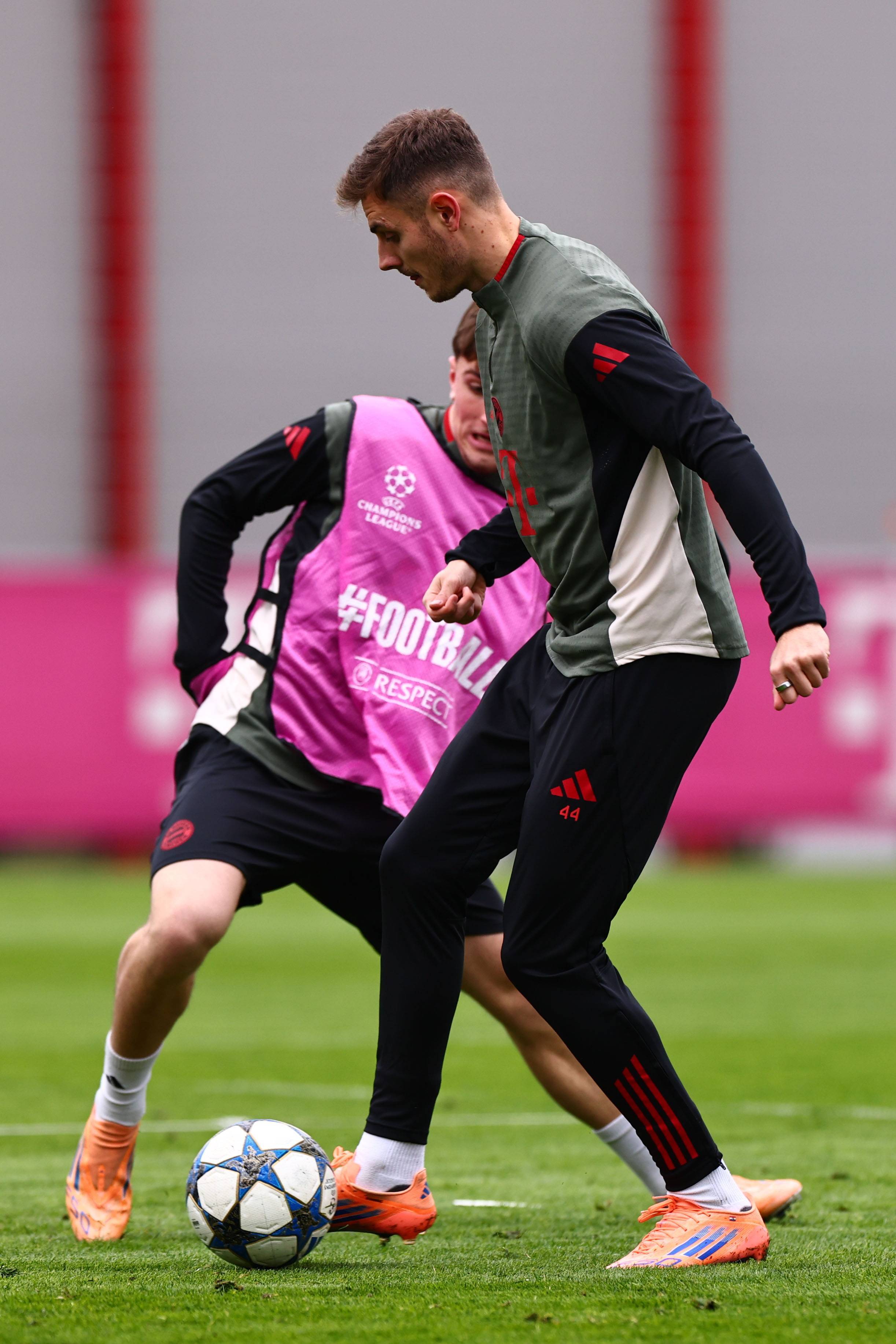 挪威中场托斯比：意大利上半场的表现能够晋级世界杯（托斯比：以意大利上半场的发挥，晋级世界杯不成问题）