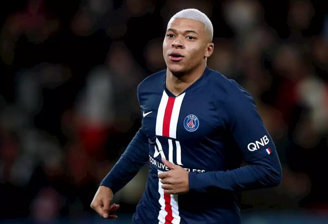 露就秒到没人要！名记辟谣罗德里戈加盟英超豪门，皇马砸手里了？（爆料秒遭打脸？名记辟谣罗德里戈赴英超豪门，皇马要砸手里了？）